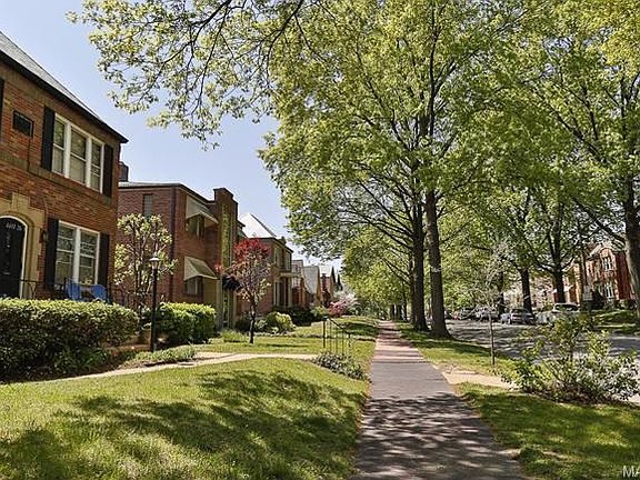 2nd image of 6623-6625 Devonshire Ave