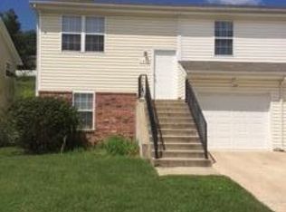 1947 W Old Plank Village Dr, Columbia, MO 65203