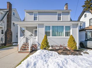 21 Dikeman Street, Hempstead, NY 11550