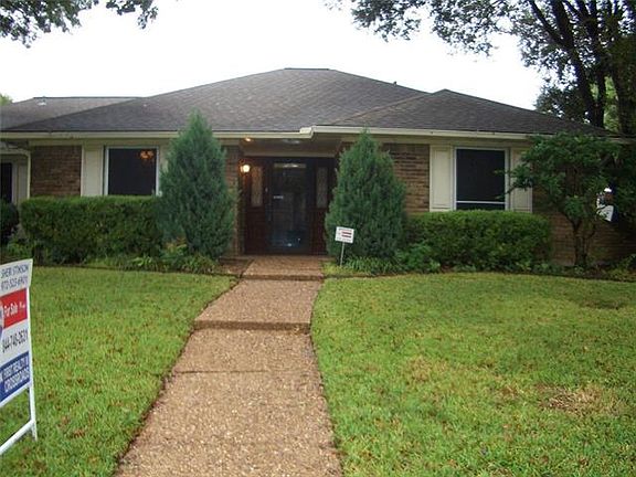 2nd image of 1505 Brazos Trl