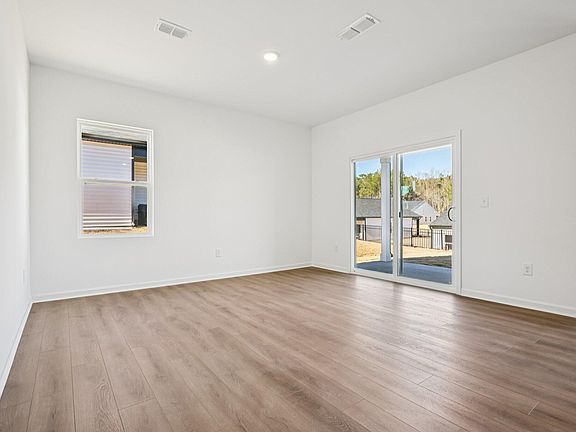 7th image of this home