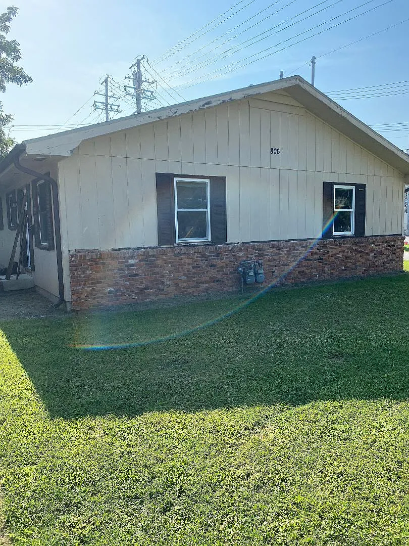 1 bed, 816 sqft, $650 — Photo 1