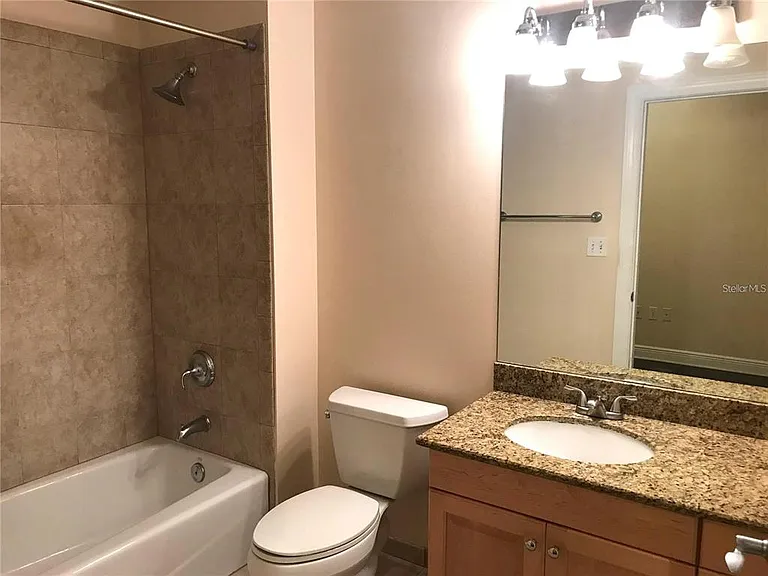 628 Cleveland St #903 — Photo 22