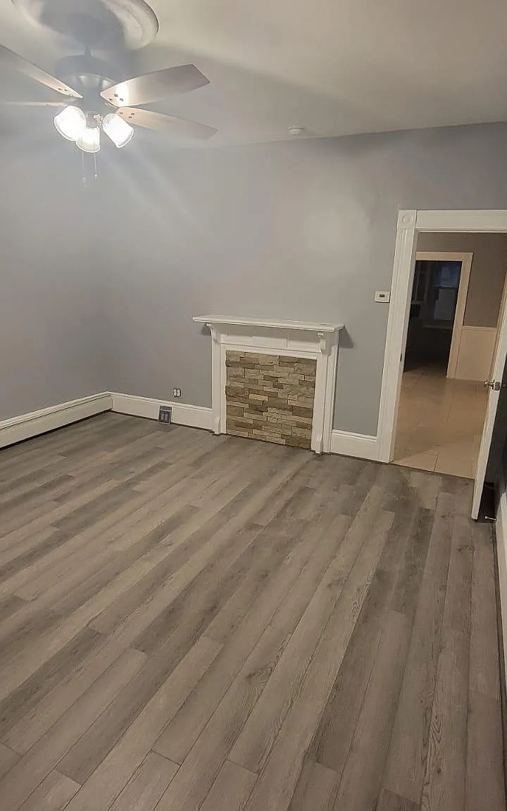 2 bed, 955 sqft, $1,850 — Photo 2