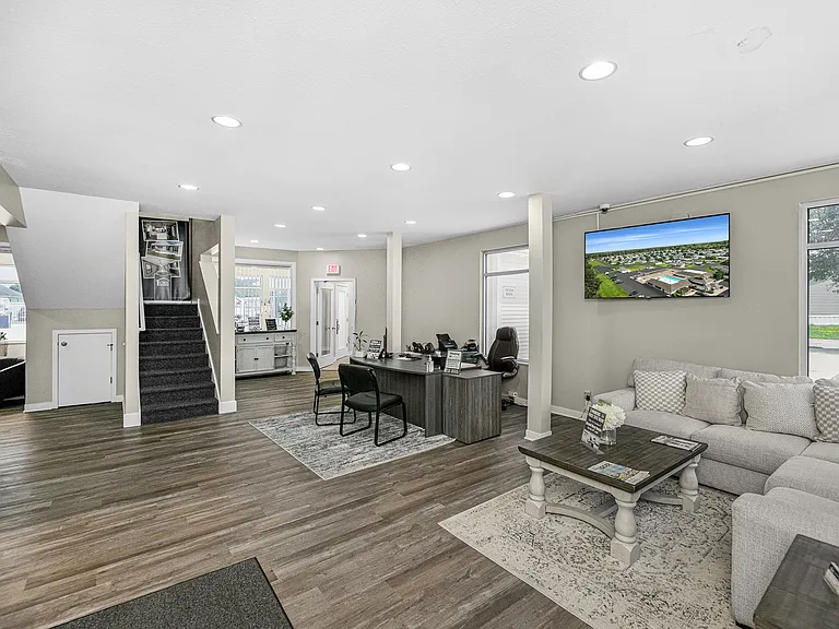 Parke Place — Photo 26