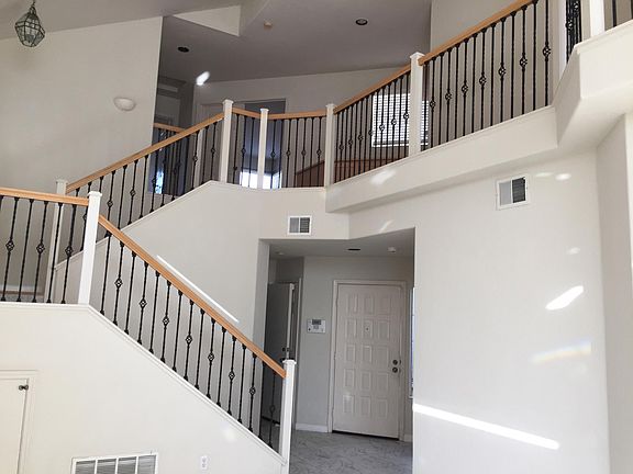 4th image of 24 Lighthouse Ln