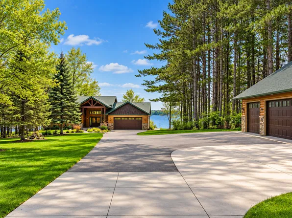 28760 N Lake Dr, Mora, MN 55051