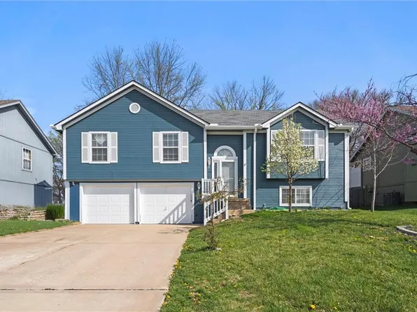 308 Crystal Dr, Belton, MO 64012