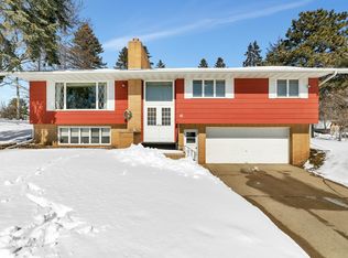 6 Skyview Dr, Sauk Rapids, MN 56379