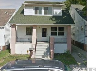 5027 Belmont St, Hamtramck, MI 48212