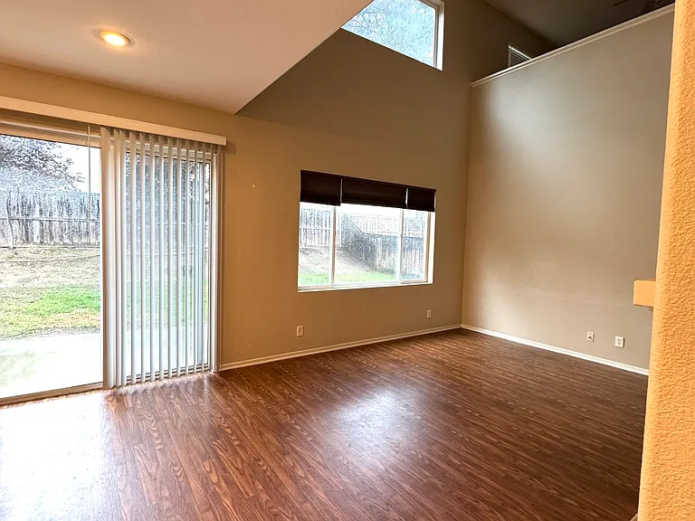 41235 Sea Island Ct — Photo 8