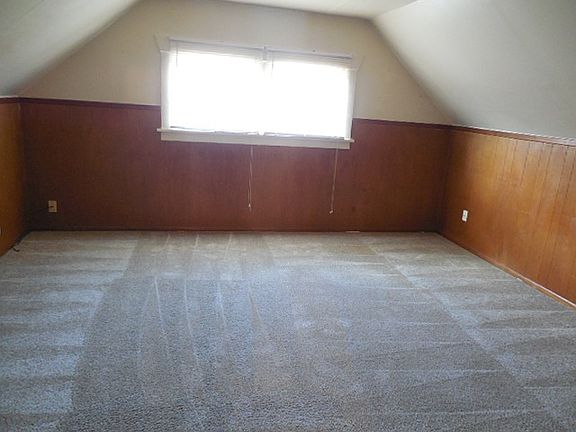 5th image of 1003 S Pine St