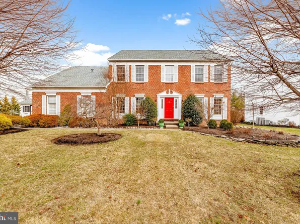 624 Burgundy Pl, Yardley, PA 19067