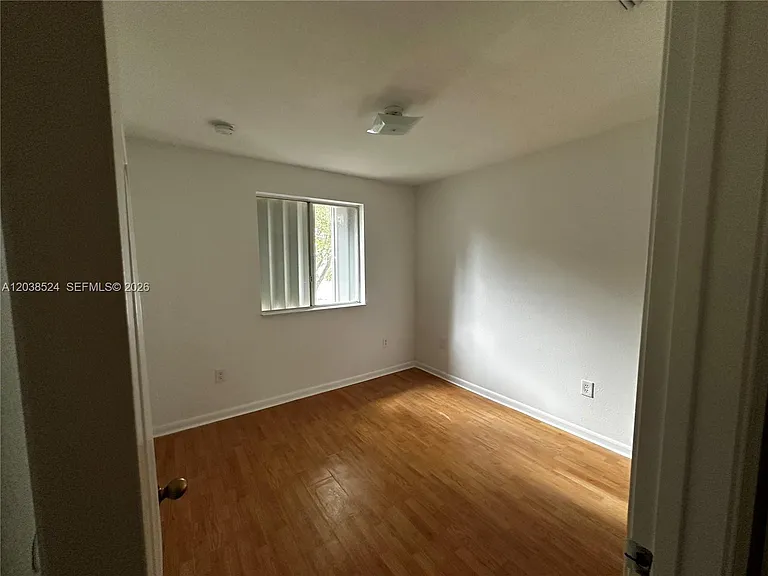 2452 SE 14th Ave #284 — Photo 7
