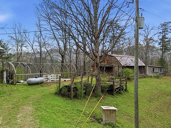 5th image of 1701 Birch Dr
