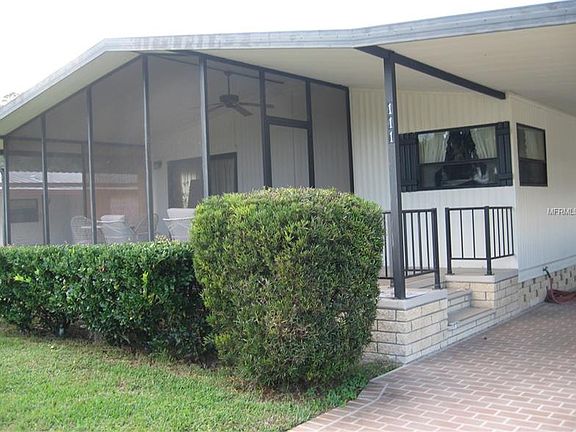3rd image of 111 Lyonia Ln