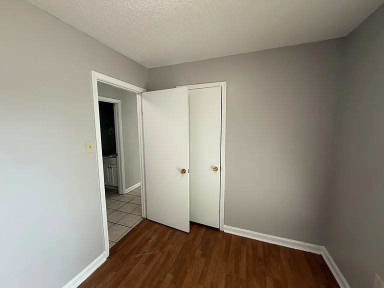 5596 Karen Dr — Photo 19
