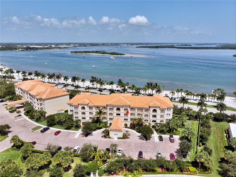 1st image of 36 Harbour Isle Dr W #Penthouse