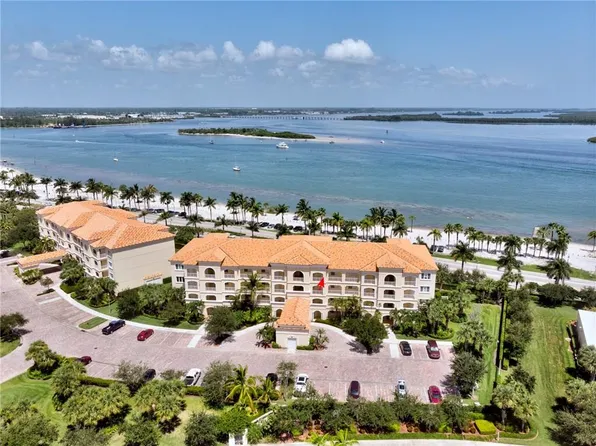 36 Harbour Isle Dr W #Penthouse, Fort Pierce, FL 34949