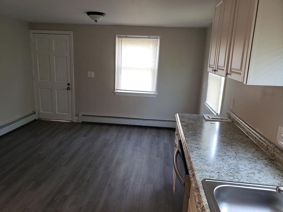 101 Botsford St Meriden, CT, 06451 - Apartments for Rent | Zillow