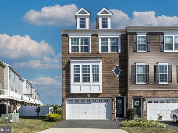 7071 Mongoose Trl, Gainesville, VA 20155