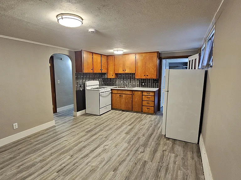 1028 S 27th St #3 — Photo 3