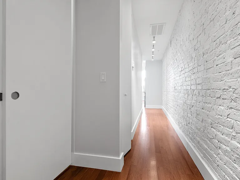 1425 N Milwaukee Ave #301 — Photo 19