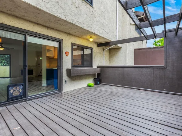 2258 Caminito Pescado Unit 13, San Diego, CA 92107
