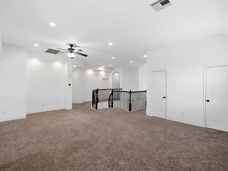 135 Deerfield Meadow Dr — Photo 26