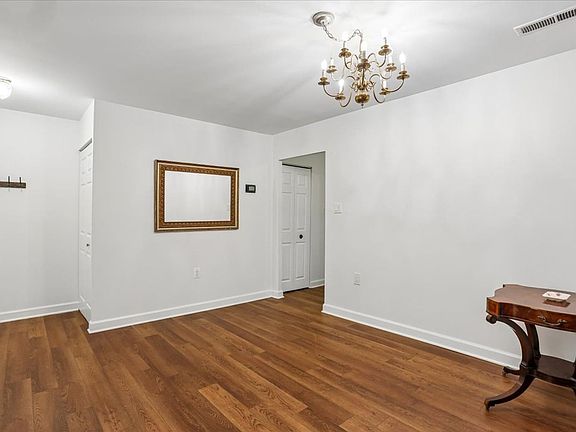 2nd image of 10020 Stedwick Rd #10020
