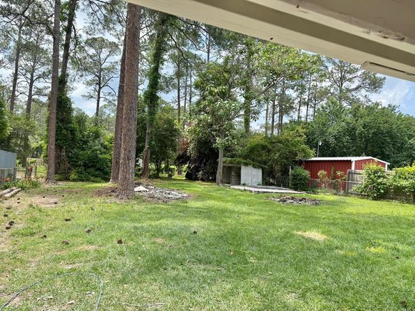 1904 3rd St SE, Moultrie, GA 31768