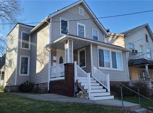 2324 Scranton Rd, Cleveland, OH 44113