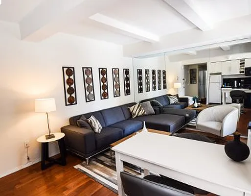 Rented by Global Realty Opportunities | media 15