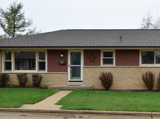 8514 W Hayes Pl, West Allis, WI 53227
