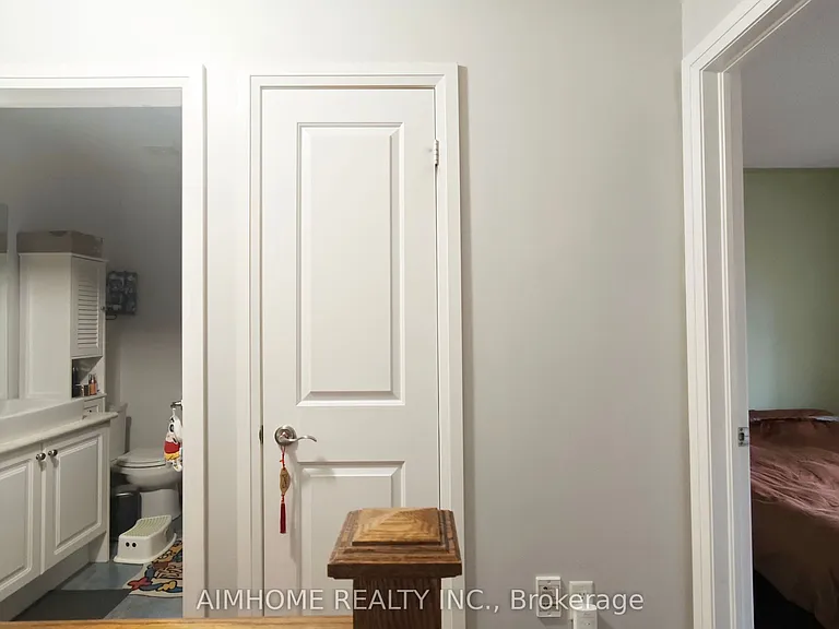 40 Raffeix Ln — Photo 17