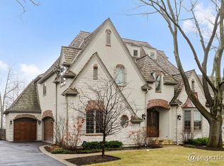 1455 Woodland Dr, Deerfield, IL 60015