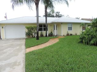 8031 SE Evergreen St, Hobe Sound, FL 33455