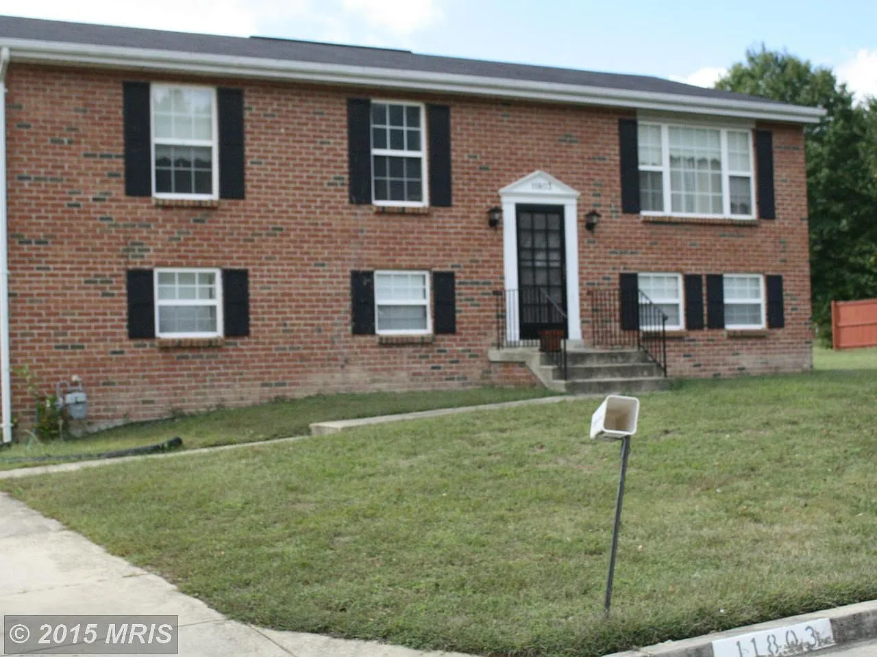 11803 Sylvia Dr photo 1