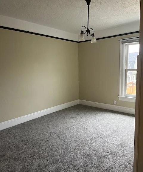 NW BEDROOM WITH DIMMING LIGHTS