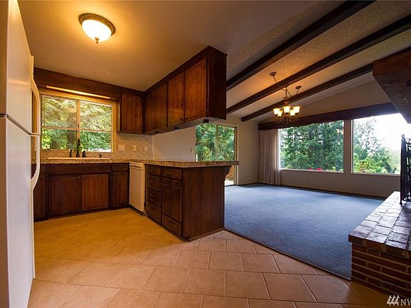 4th image of 20824 SE 123rd St