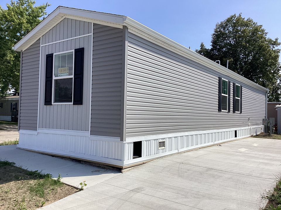 1st image of 3736 Sun Valley St NW #143