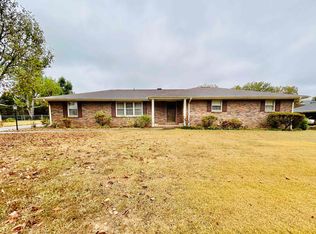 109 Regent Ln, Florence, AL 35630