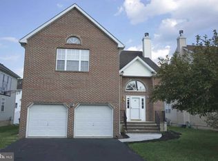 24 Yorkshire Village Rd, Lawrence Township, NJ 08648