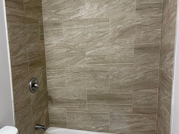 3rd image of 4411 Germantown Ave #1R