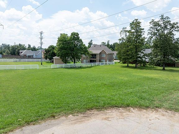 5th image of 7548 Stephen Ln