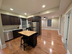 121 Grandview Ave