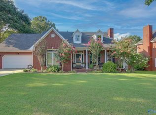 3213 Vicksburg Dr SW, Decatur, AL 35603