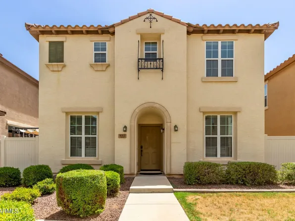 892 S BREWER Drive, Gilbert, AZ 85296