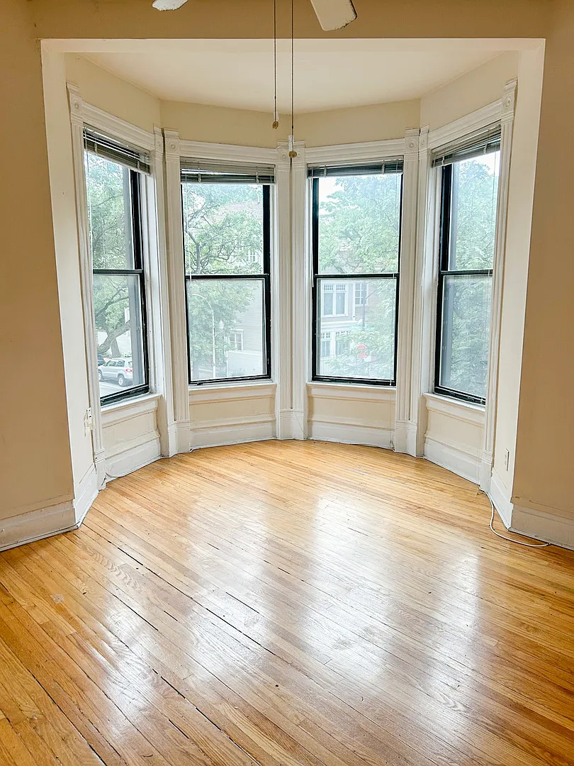 2 bed, $2,750 — Photo 1