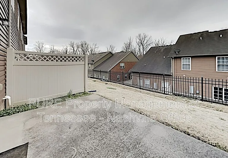 1221 Bainbridge Dr — Photo 10